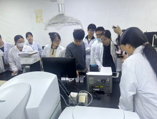 大型仪器管理中心开展纳米粒度及...